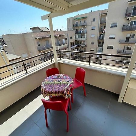 Апартаменты Attico Stazione - Montello 16 Бари Экстерьер фото